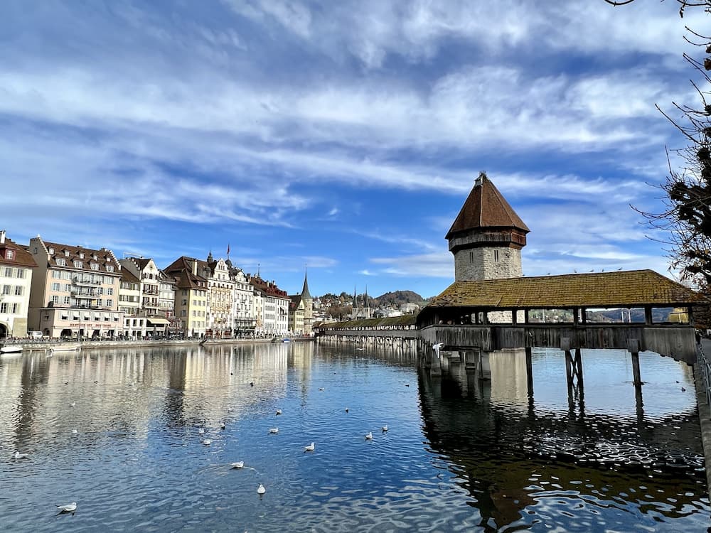 Kapellbrücke über die Reusse in Luzern