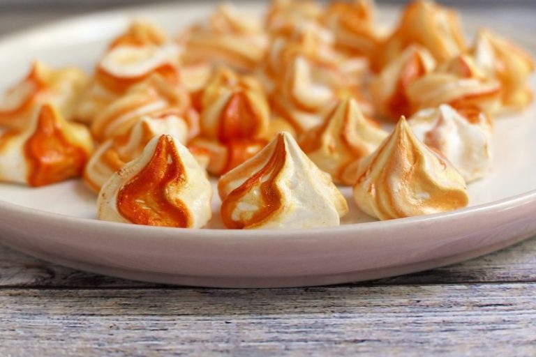 Die besten Schweizer Desserts, die Sie unbedingt probieren müssen ...