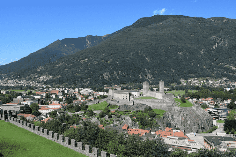 Zu Besuch in Bellinzona Eine Burgstadt in der Schweiz SwitzerLanding