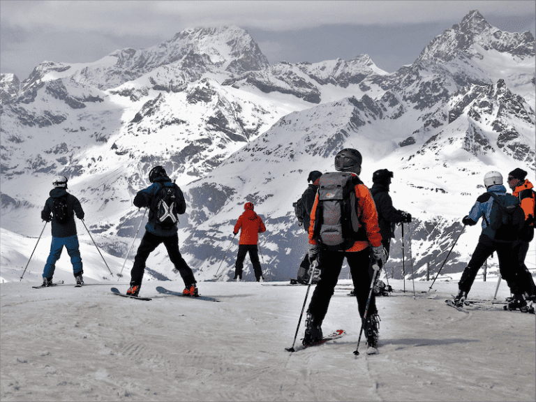 Best Swiss Ski Resorts for Beginners in 2023 SwitzerLanding