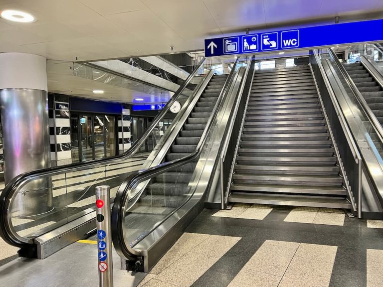 Luggage Storage in Zurich (Secure & Simple) SwitzerLanding